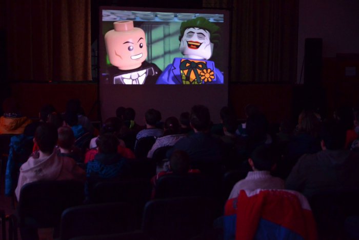 Ilustračný obrázok k článku ROZHOVOR s referentkou Kina Šaľa: Skupina dám tu vždy zanechá pozitívnu energiu