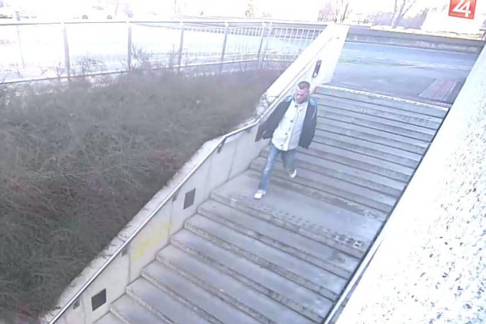 Ilustračný obrázok k článku Polícia obvinila Bratislavčana z dvoch lúpeží starších žien