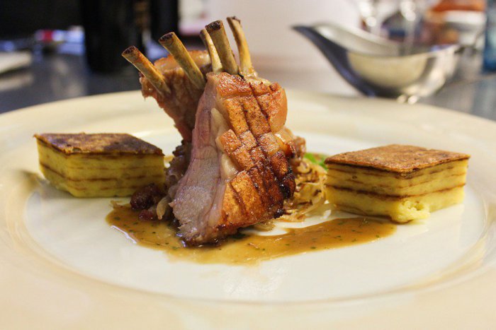 Ilustračný obrázok k článku Nebíčko v papuľke: Ochutnajte špeciality vo vychýrených bratislavských reštauráciách