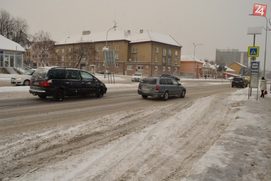 Ilustračný obrázok k článku Cesty v Nitrianskom kraji sú zjazdné: Zatiaľ došlo k 6 škodovým udalostiam