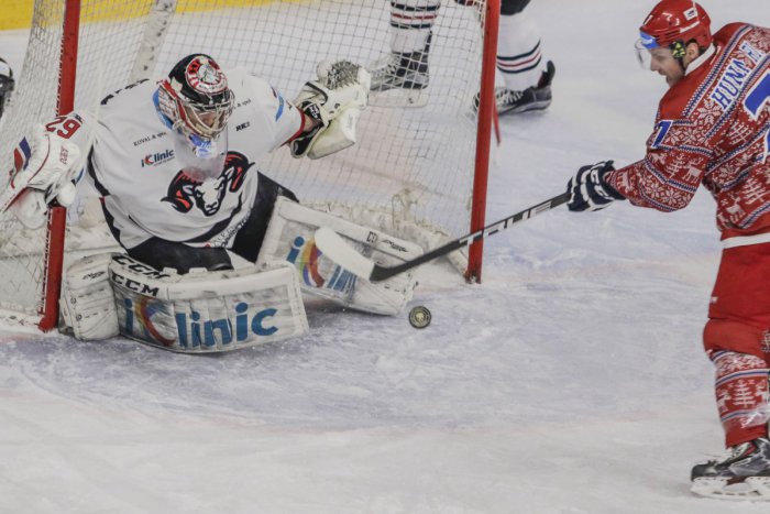 Ilustračný obrázok k článku Barani uvoľnili dvoch hráčov A-mužstva. Odchádzajú Gründling aj Košarišťan