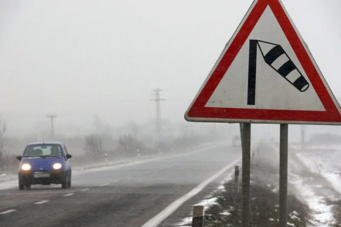 Ilustračný obrázok k článku Počasie narobilo problémy: Hasiči mali plné ruky práce, absolvovali 103 výjazdov