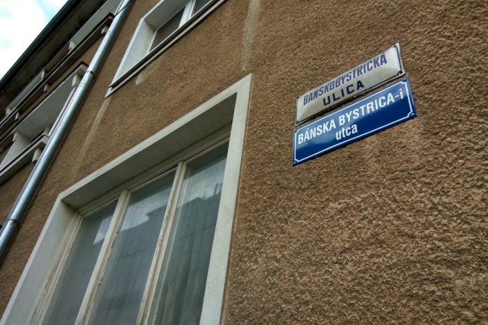 Ilustračný obrázok k článku Zámocké ulice zmenia svoje maďarské názvy: Pripomienkovať môžu i samotní občania