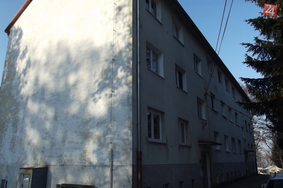 Ilustračný obrázok k článku Spoznávate hlohovskú bytovku na fotke? Toto prvenstvo jej už nikto nevezme!