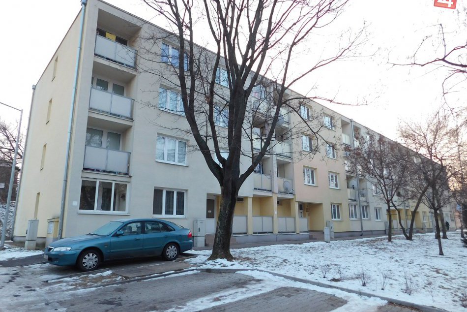 Ilustračný obrázok k článku Na košickom sídlisku KVP došlo k streľbe. V bytovke našli mŕtvu ženu policajta!