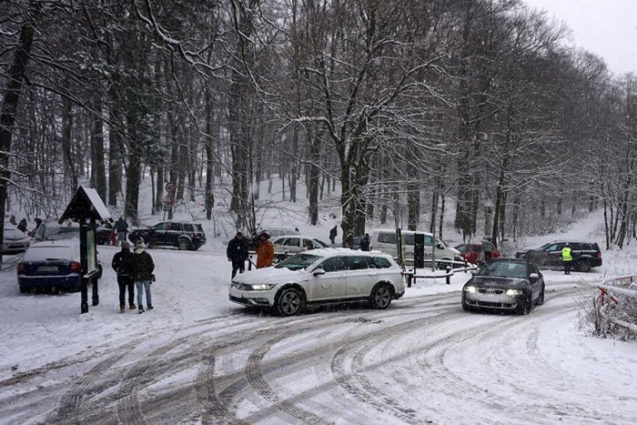 Ilustračný obrázok k článku Autom až na Kamzík? Nie! Väčšina z vás by uprednostnila predĺženú trasu MHD