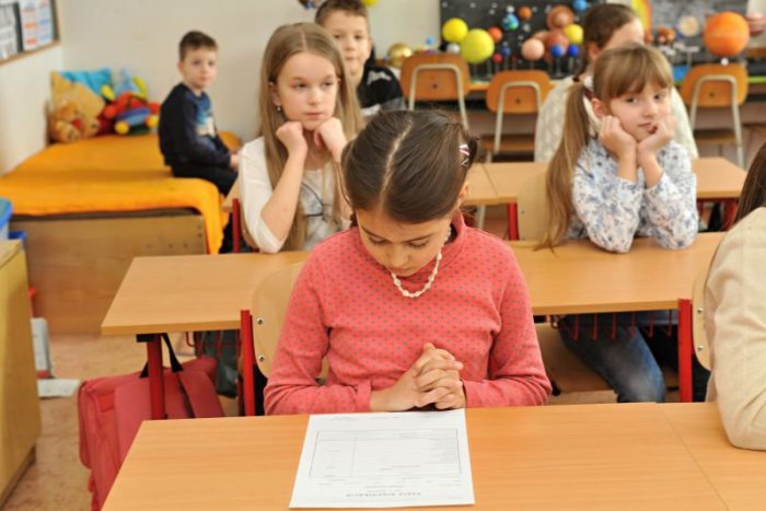 Ilustračný obrázok k článku Polročné známky odzrkadľujú aj prístup rodičov, tvrdí psychologička