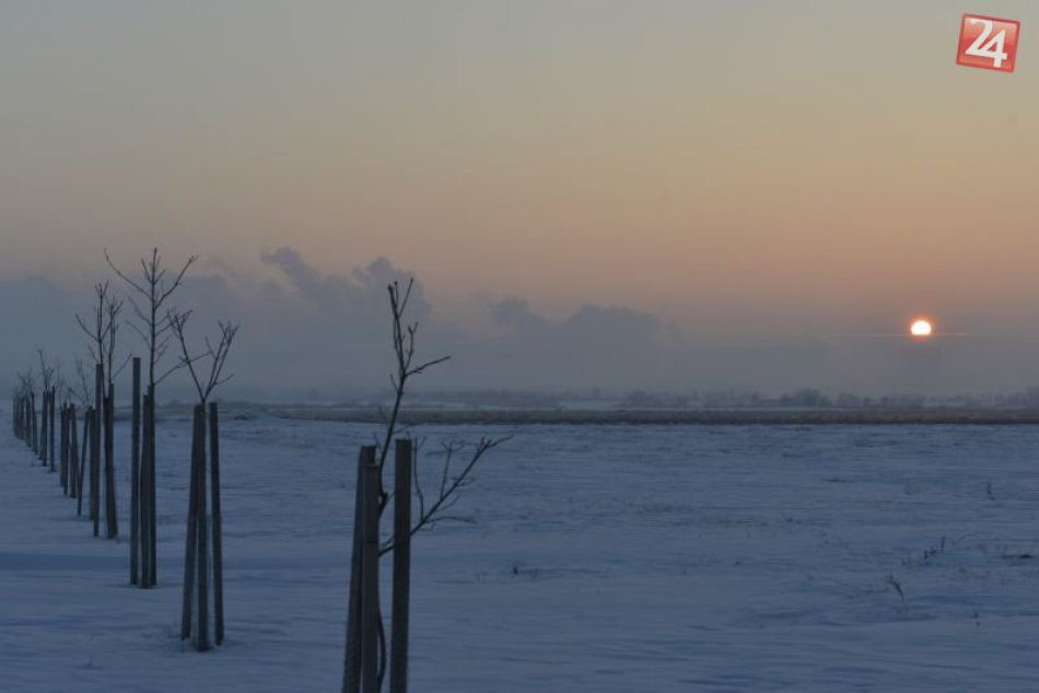 Ilustračný obrázok k článku V Jelšave a Veľkej Ide pretrváva smogová situácia