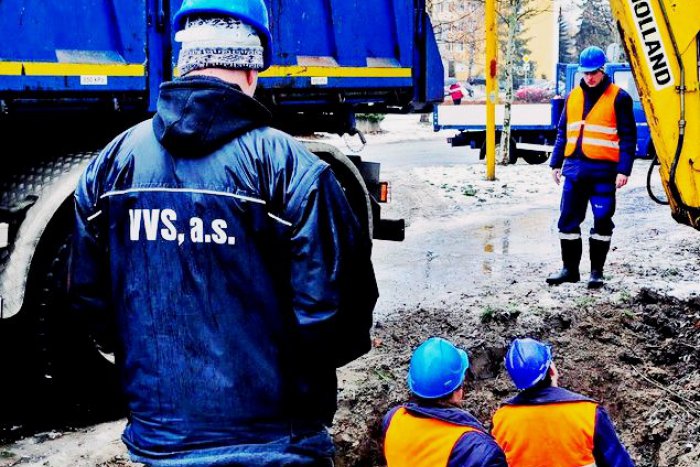 Ilustračný obrázok k článku Krízová situácia v Plešivci: Vo večerných hodinách prasklo vodovodné potrubie