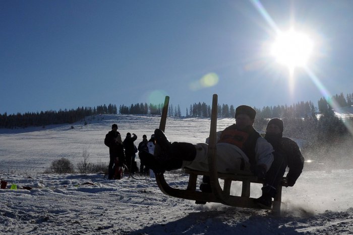 Ilustračný obrázok k článku Zažijeme poriadne retro na svahu. V Tureckej si to rozdajú pretekári na krňačkách