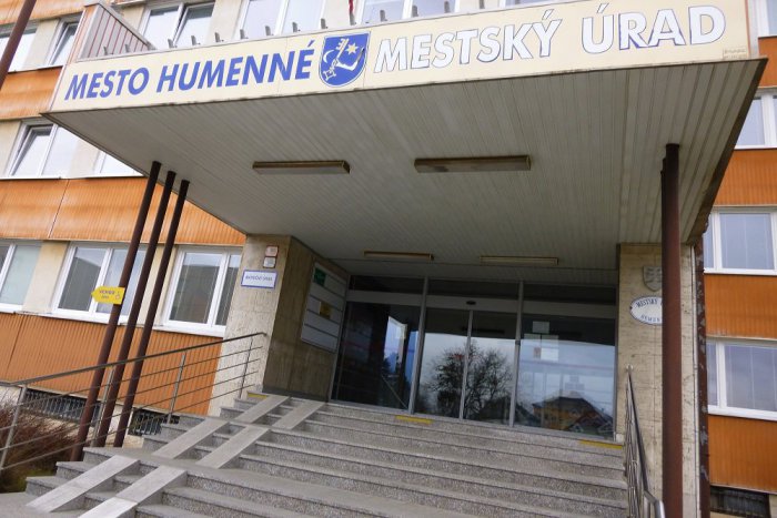 Ilustračný obrázok k článku Humenčania, bude vás zaujímať: O primátorské kreslo má záujem desať ľudí
