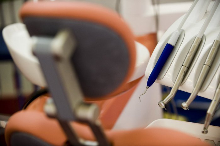 Ilustračný obrázok k článku RADÍME: Pred dovolenkou by ste mali myslieť aj na preventívnu prehliadku u zubára