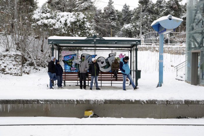 Ilustračný obrázok k článku Vynovia priestor pri stanici: Pribudnúť by malo aj množstvo parkovacích miest