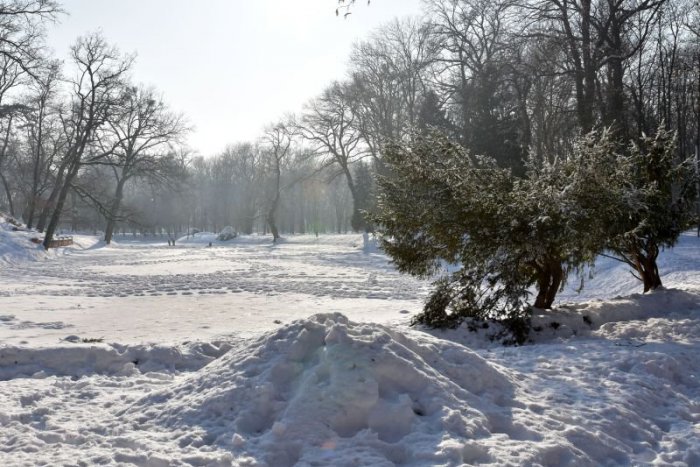 Ilustračný obrázok k článku RANNÁ ŠTVORKA: Západ krajiny pocíti teploty nad nulou, zvyšok ešte mrazy