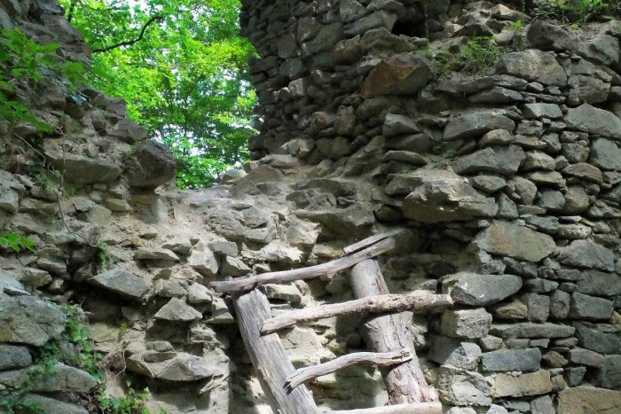 Ilustračný obrázok k článku Máme byť na čo pyšní: 5 historických výtvorov, ktoré by mal poznať každý Hlohovčan