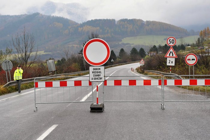 Ilustračný obrázok k článku Dopravné obmedzenia v okrese Trenčín: ZOZNAM úsekov, kde si treba dávať pozor