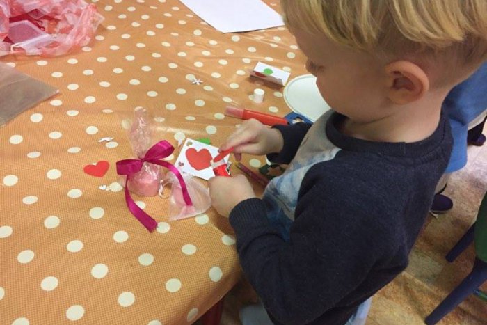 Ilustračný obrázok k článku MC Mamy mamám mali tvorivé dielničky: Vyrábali valentínske mydielka