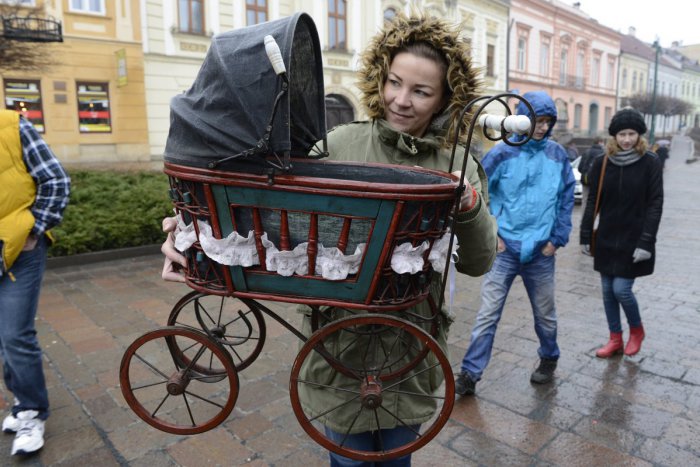 Ilustračný obrázok k článku Šalianske mamy zorganizujú burzu: Za pár drobných si môžete odniesť pekné kúsky