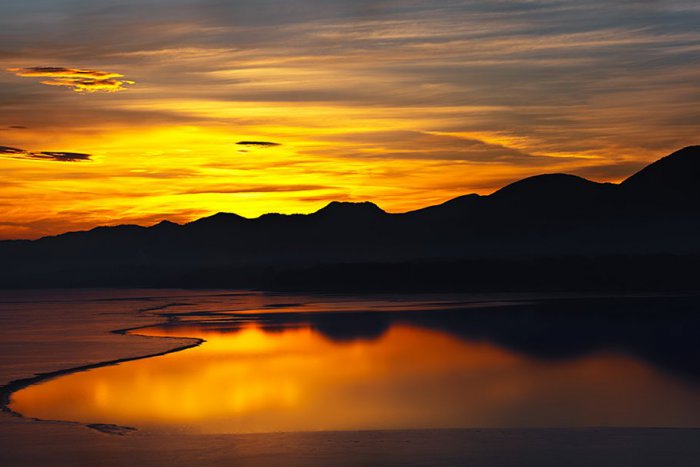 Ilustračný obrázok k článku Veľký marcový PREHĽAD akcií. TOP 5, čo môžeme zažiť v Mikuláši