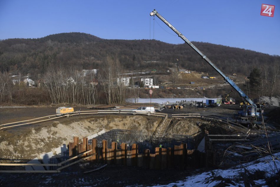 Ilustračný obrázok k článku Najnáročnejšia stavba ŽSR v histórii: Pri Považskej vyrastie unikátny most! FOTO