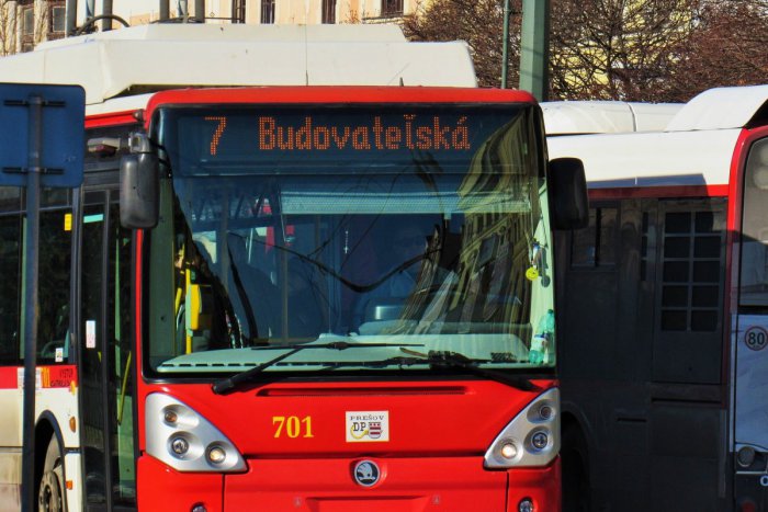 Ilustračný obrázok k článku Rarita, aká sa len tak nevidí: Toľkoto zastávok má Šidlovčan František pri dome!