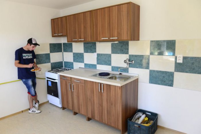 Ilustračný obrázok k článku RADÍME: Mladí by mali s hypotékou počkať do jari