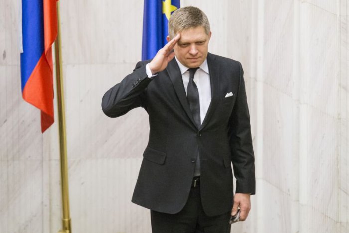 Ilustračný obrázok k článku Zámer opozície nevyšiel, R. Fico ostáva premiérom