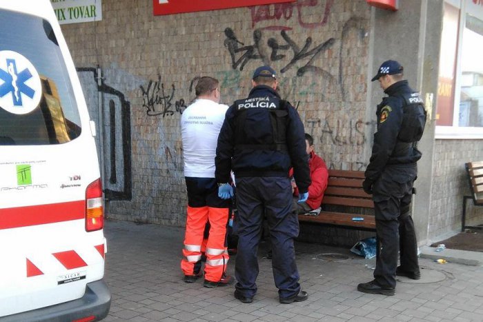 Ilustračný obrázok k článku Muž vo Zvolene zaútočil na ženu na vozíku. Z opisu udalosti zostáva až rozum stáť