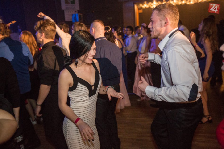 Ilustračný obrázok k článku Pozrite si to v predstihu: PREHĽAD blížiacich sa plesov v Rožňave a okolí