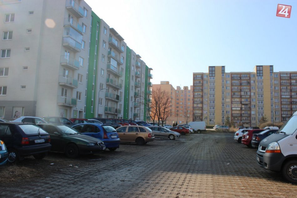 Ilustračný obrázok k článku Pri kríži sa nájomné byty stavať nebudú, povedal na diskusii v Dúbravke primátor M. Vallo