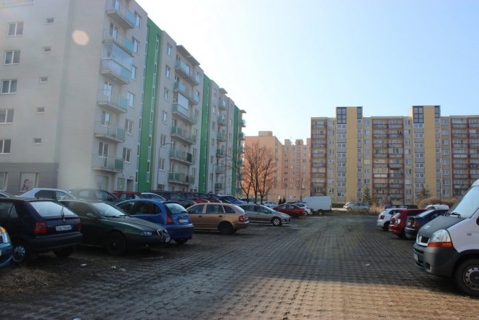 Ilustračný obrázok k článku Dúbravčania vyjadrili svoj názor: V lokalite Pri kríži chcú park alebo parkovisko