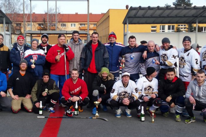 Ilustračný obrázok k článku Po zimnej prestávke sa hokejbalisti hlásia o slovo: Výsledky turnaja v prehľade