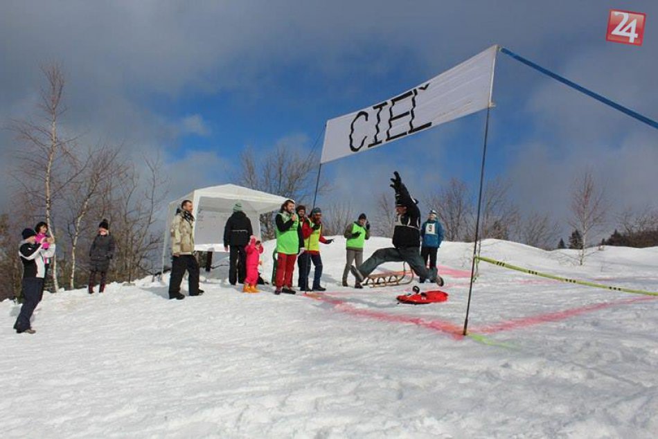 Ilustračný obrázok k článku Zábava, ako sa patrí: Takto to prebiehalo na Majstrovstvách Prešova v sánkovaní, FOTO