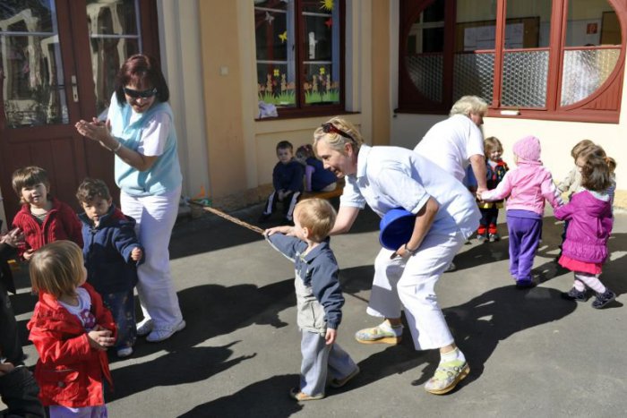 Ilustračný obrázok k článku Jasličkový zákon spôsobuje chaos a problémy rodičom