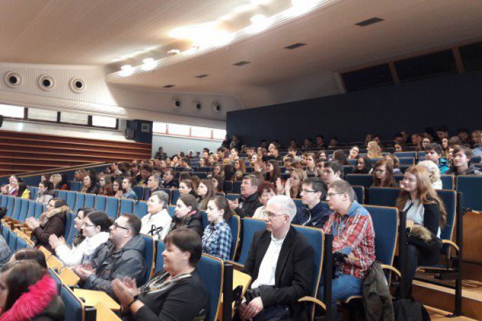 Ilustračný obrázok k článku Stredoškoláci diskutovali na Katolíckej univerzite o EU