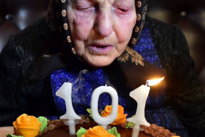 Ilustračný obrázok k článku KURIOZITA DŇA: Babičke z východu dopriali sudičky dlhovekosť