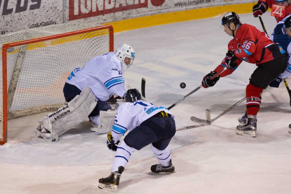 Ilustračný obrázok k článku FOTO: Barani už s ôsmou výhrou v rade. Na domácom ľade zdolali kamzíkov z Popradu