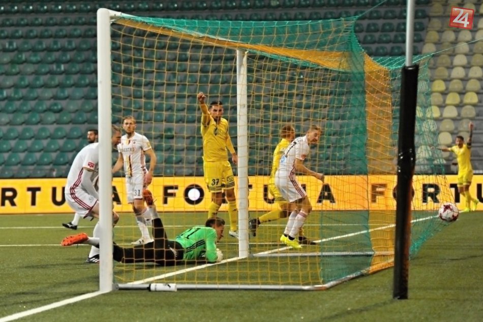 Ilustračný obrázok k článku Michalovskí futbalisti museli zápas odohrať inde: Tréner hovorí o krutom výsledku