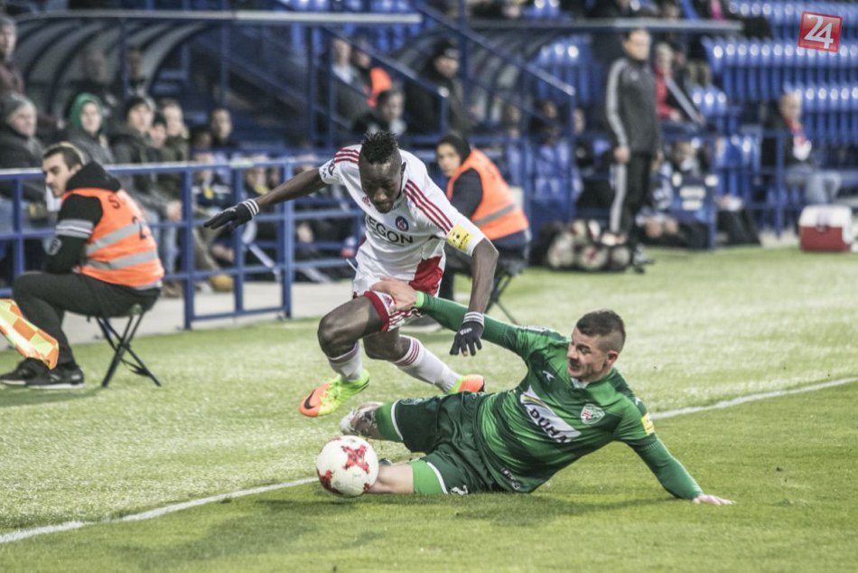 Ilustračný obrázok k článku Popradský azyl Prešovu nepriniesol body ani v druhom zápase: Majster víťazne