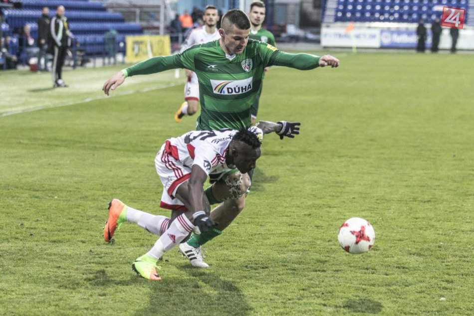 Ilustračný obrázok k článku Tatran Prešov dostal gól päť minút pred koncom: Všetko nasvedčuje zostupu Šarišanov