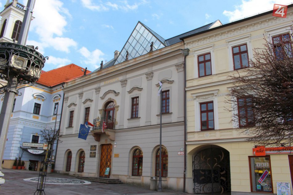 Ilustračný obrázok k článku Veľká pocta pre slovenského architekta. Na bystrickej Radnici mu udelia cenu L. E. Hudeca