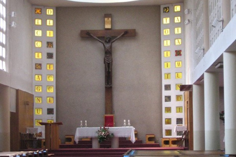 Ilustračný obrázok k článku Bratislavské NAJ: Viete, ktorý kostol v meste postavili najrýchlejšie?