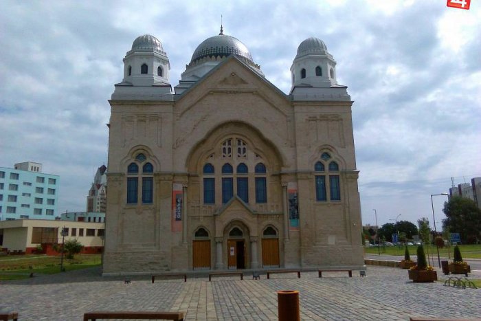 Ilustračný obrázok k článku FOTO: Lučenecká Synagóga má našliapnuté za ďalším titulom. Potrebuje však vašu pomoc