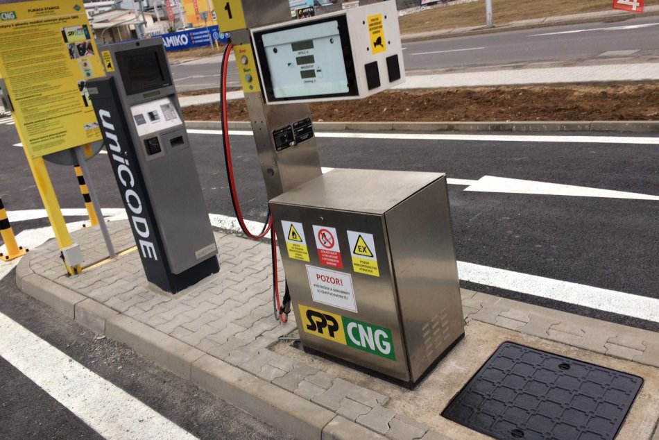 Ilustračný obrázok k článku FOTO: V Bystrici otvoria špeciálnu plniacu stanicu. NOVINKA, vďaka ktorej vodiči ušetria