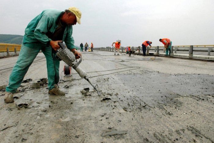 Ilustračný obrázok k článku Od apríla sa musia vodiči pripraviť na výrazné obmedzenie na diaľnici D1