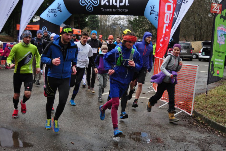 Ilustračný obrázok k článku Najťažšie preteky v okolí vyhral Považskobystričan Peter (35) : FOTO z trate