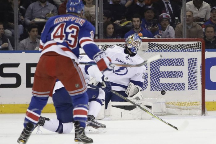 Ilustračný obrázok k článku Budaj by mal skončiť v NHL: Jeho kroky budú smerovať do Ufy v KHL