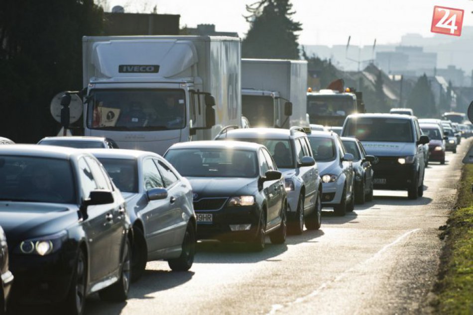 Ilustračný obrázok k článku Na cestách bystrického okresu si dnes dajte pozor. Vodiči, rátajte s kontrolami