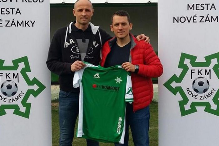 Ilustračný obrázok k článku Nová tvár vo futbalovej šatni: Novozámčanov povedie olympijský účastník!