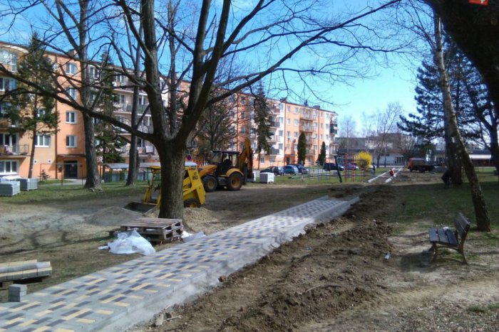 Ilustračný obrázok k článku FOTO: Veľké plány na lučeneckom sídlisku: Čo všetko chystá mesto na Rúbanisku?